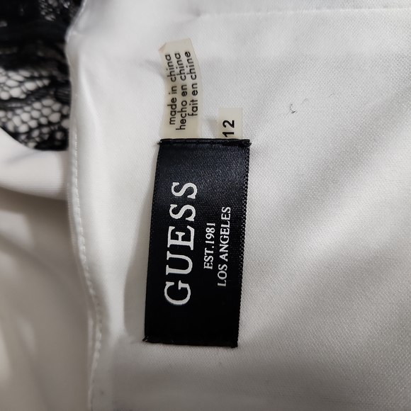 GUESS Gorgeous Ivory black lace elegant cocktail dress Size 12 - Picture 12 of 13
